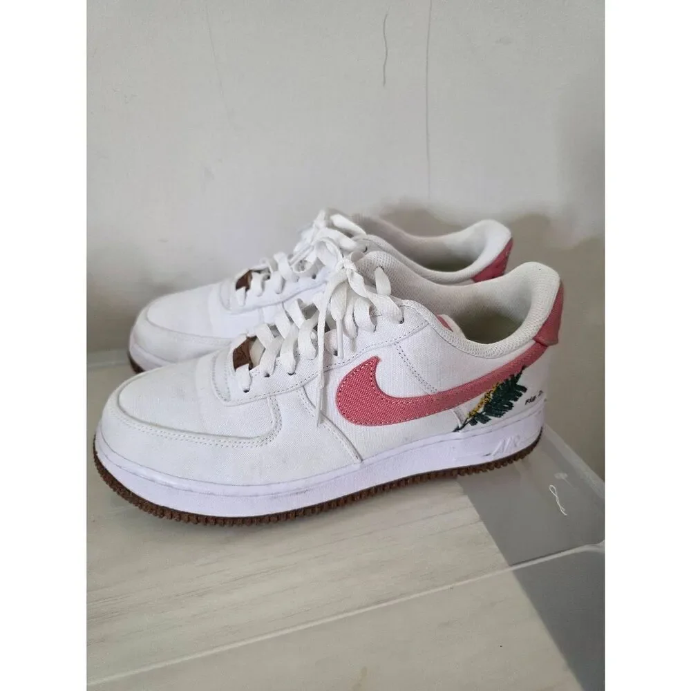 Womens Nike Air Force 1 '07 SE 